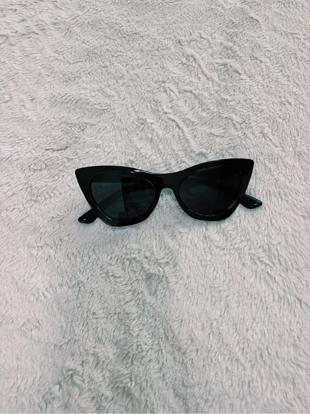 Forever 21 Black Cat Eye Sunglasses